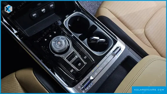 KIA CARNIVAL DIESEL 7-SEATER NOBLESSE