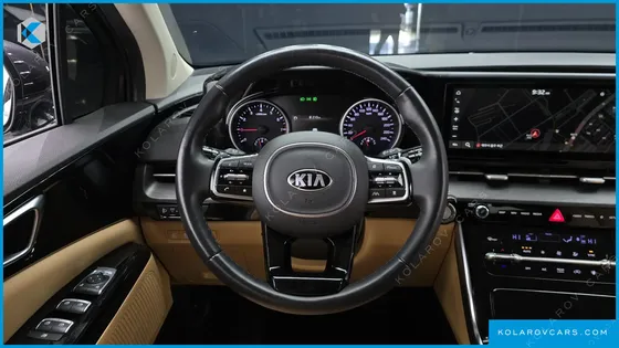 KIA CARNIVAL GASOLINE 9-SEATER NOBLESSE