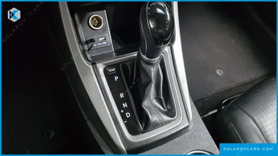 HYUNDAI ELANTRA (AVANTE) 1.6 GDI SMART