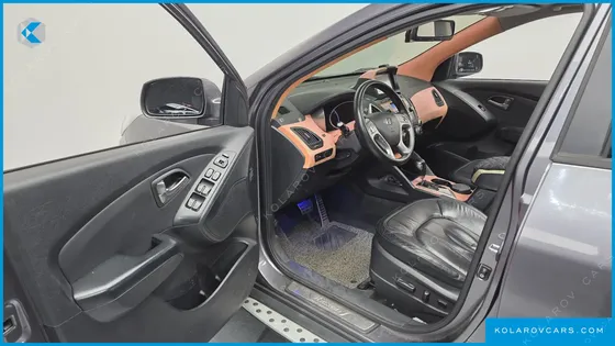 HYUNDAI TUCSON DIESEL 2WD LMX20