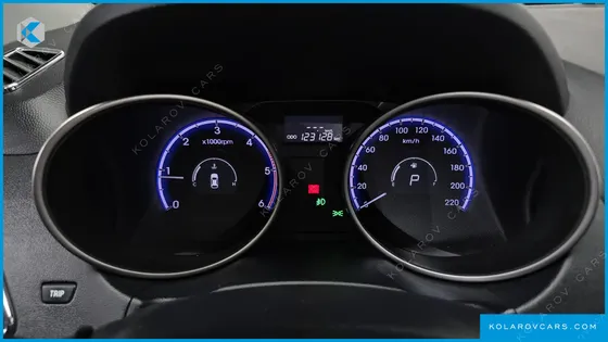 HYUNDAI TUCSON DIESEL 2WD LMX20