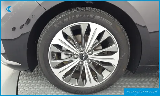 KIA K8 SIGNATURE SPECIAL