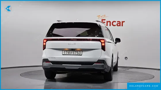 KIA CARNIVAL DIESEL 9-SEATER PRESTIGE