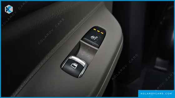 KIA CARNIVAL DIESEL 9-SEATER PRESTIGE