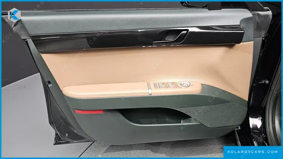 HYUNDAI GRANDEUR PREMIUM