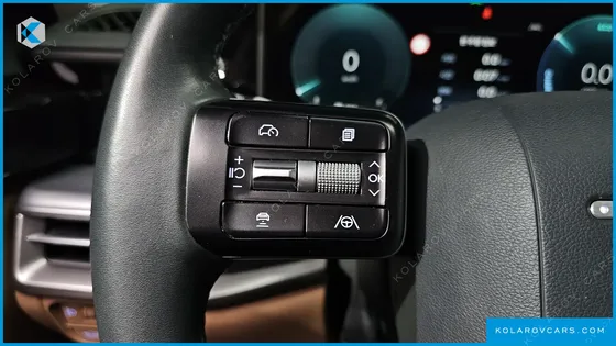 HYUNDAI GRANDEUR PREMIUM