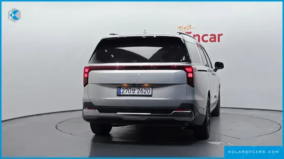 KIA CARNIVAL GASOLINE 9-SEATER NOBLESSE