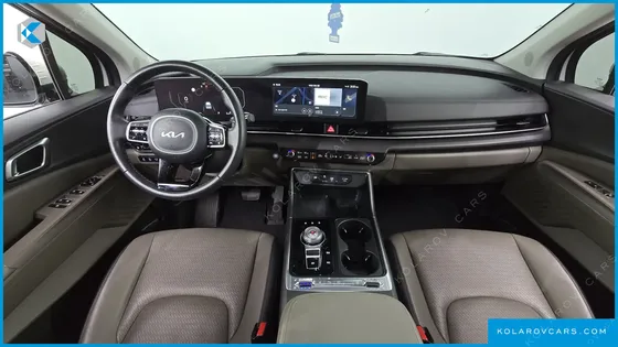 KIA CARNIVAL GASOLINE 9-SEATER NOBLESSE