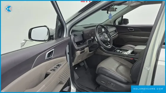 KIA CARNIVAL GASOLINE 9-SEATER NOBLESSE