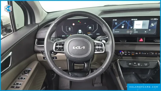 KIA CARNIVAL GASOLINE 9-SEATER NOBLESSE
