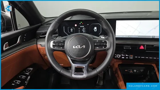 KIA K5 SIGNATURE