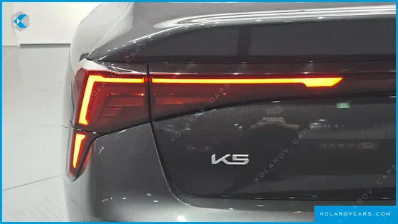 KIA K5 SIGNATURE