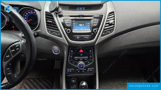 HYUNDAI ELANTRA (AVANTE) 1.6 VGT PREMIUM