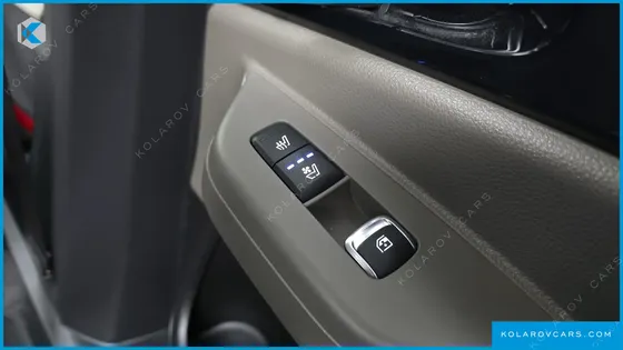 KIA CARNIVAL HEV 7SEATER SIGNATURE