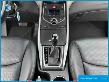 HYUNDAI ELANTRA (AVANTE) 1.6 GDI SMART