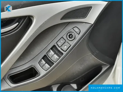 HYUNDAI ELANTRA (AVANTE) 1.6 GDI SMART
