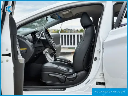 HYUNDAI ELANTRA (AVANTE) 1.6 GDI SMART