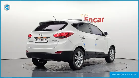 HYUNDAI TUCSON DIESEL 2WD LMX20