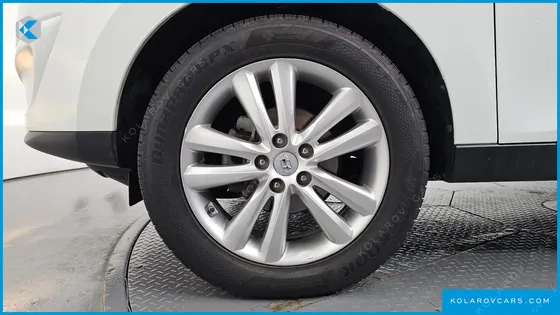 HYUNDAI TUCSON DIESEL 2WD LMX20