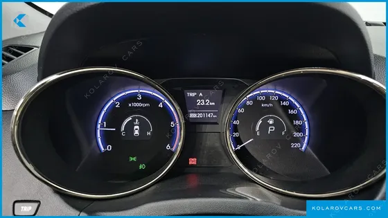 HYUNDAI TUCSON DIESEL 2WD LMX20