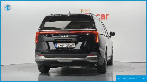 KIA CARNIVAL GASOLINE 7-SEATER SIGNATURE