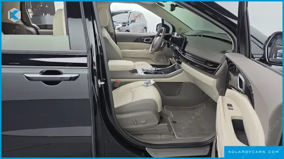KIA CARNIVAL GASOLINE 7-SEATER SIGNATURE