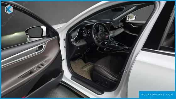 HYUNDAI GRANDEUR 3.0 LPI RENT CAR
