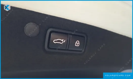 HYUNDAI GRANDEUR 3.0 LPI RENT CAR