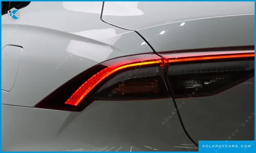 HYUNDAI GRANDEUR 3.0 LPI RENT CAR