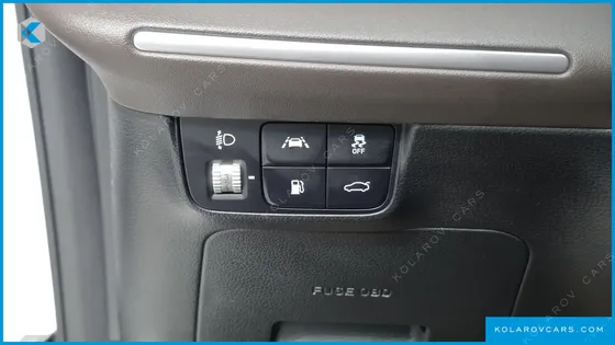 HYUNDAI GRANDEUR 3.0 LPI RENT CAR