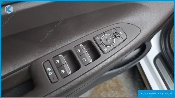 HYUNDAI GRANDEUR 3.0 LPI RENT CAR