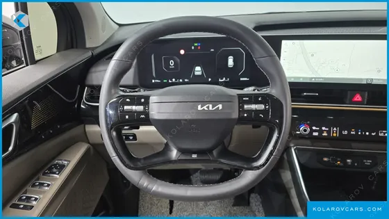 KIA CARNIVAL DIESEL 9-SEATER SIGNATURE