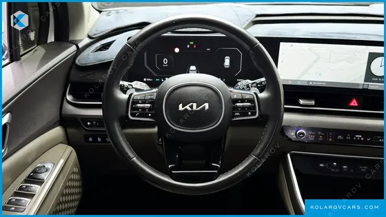KIA CARNIVAL DIESEL 9-SEATER PRESTIGE