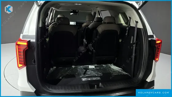 KIA CARNIVAL DIESEL 9-SEATER PRESTIGE