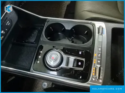 KIA CARNIVAL HEV 9SEATER NOBLESS