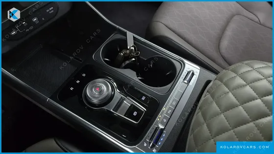 KIA CARNIVAL HEV 9SEATER NOBLESS