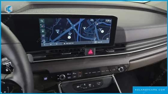KIA CARNIVAL HEV 9SEATER NOBLESS