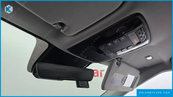 KIA CARNIVAL HEV 9SEATER NOBLESS