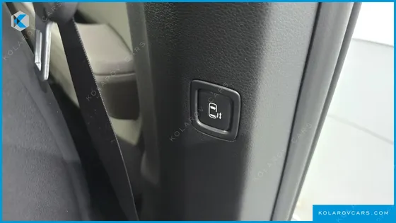 KIA CARNIVAL HEV 9SEATER NOBLESS