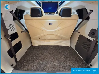KIA CARNIVAL DIESEL 9-SEATER HI LIMOUSINE (SPECIAL VEHICLE)