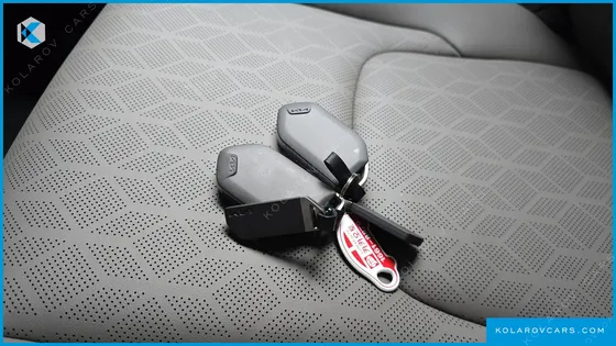 KIA CARNIVAL GASOLINE 9-SEATER PRESTIGE