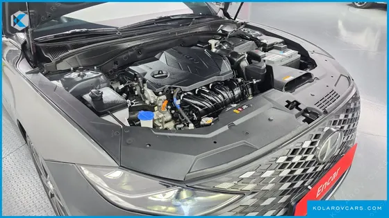 HYUNDAI GRANDEUR 2.5