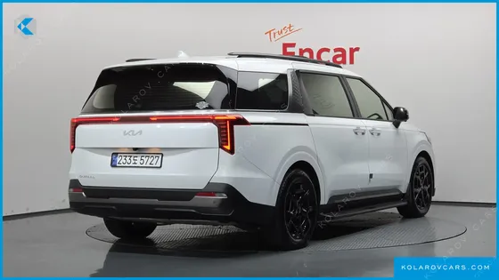 KIA CARNIVAL GASOLINE 7-SEATER GRAVITY