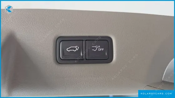 KIA CARNIVAL GASOLINE 7-SEATER GRAVITY