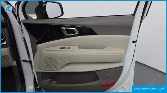 KIA CARNIVAL GASOLINE 7-SEATER GRAVITY