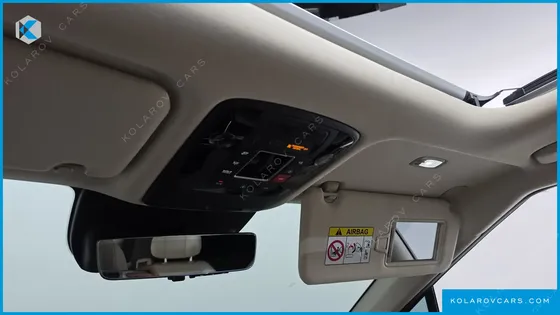 KIA CARNIVAL GASOLINE 7-SEATER GRAVITY