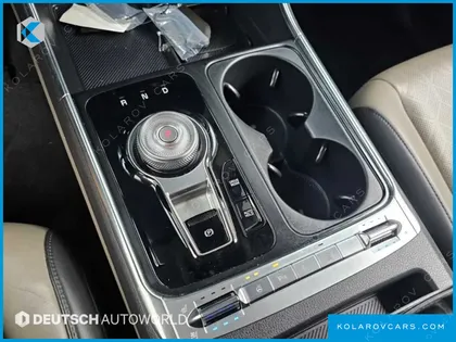 KIA CARNIVAL DIESEL 9-SEATER NOBLESSE