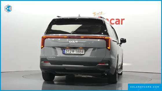 KIA CARNIVAL GASOLINE 7-SEATER GRAVITY