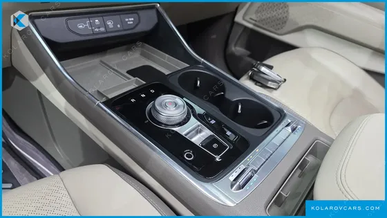 KIA CARNIVAL GASOLINE 7-SEATER GRAVITY