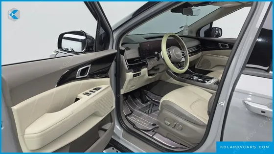 KIA CARNIVAL GASOLINE 7-SEATER GRAVITY